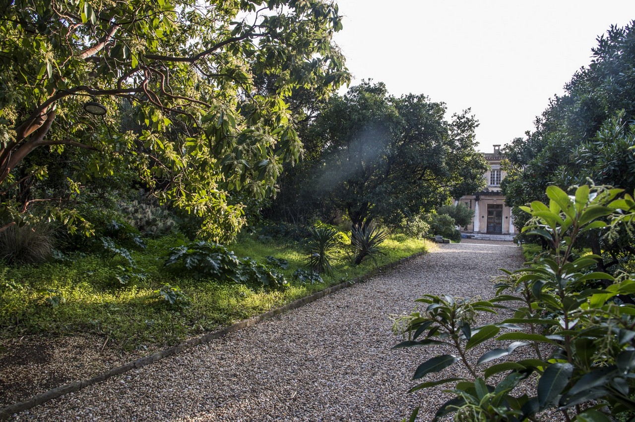 En ce moment au jardin : derrière le calme apparent, les jardiniers s’affairent