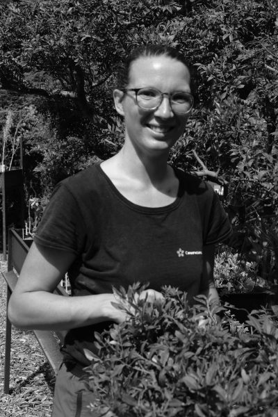 Pauline Arnéodo, guide-animatrice, assistante pépinière