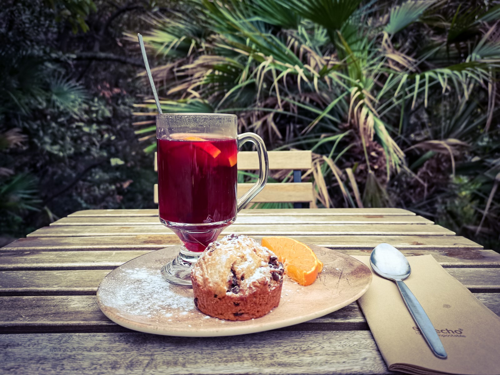 Recette du Café des Jardiniers : Vin chaud aux épices et au Grand Marnier