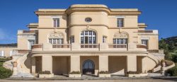 Façade sud de l'Hôtel de la Mer avant travaux