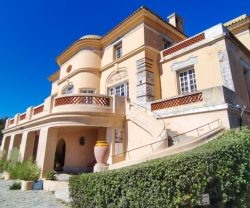 Façade sud-est de l'Hôtel de la Mer avant travaux