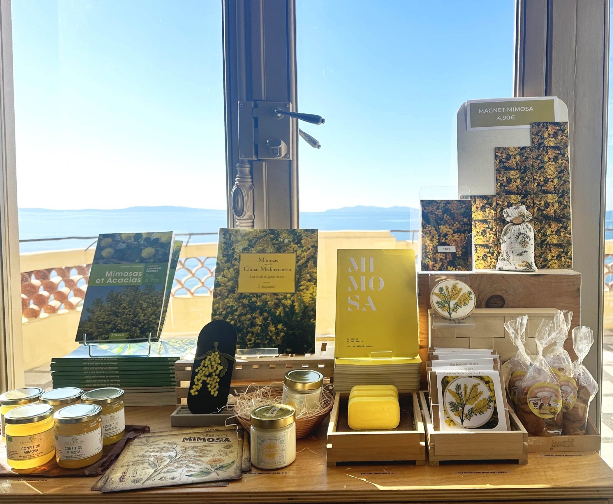 La sélection mimosa à la Librairie des Jardiniers